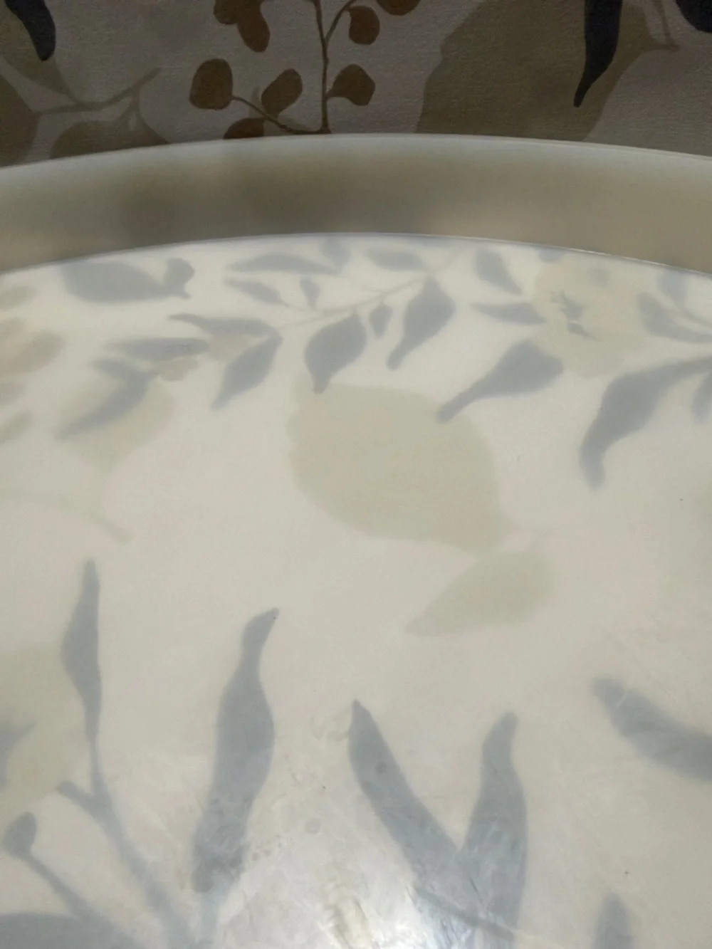 19 1/2” Round Resin silicone mold for table making - Picture 2 of 2
